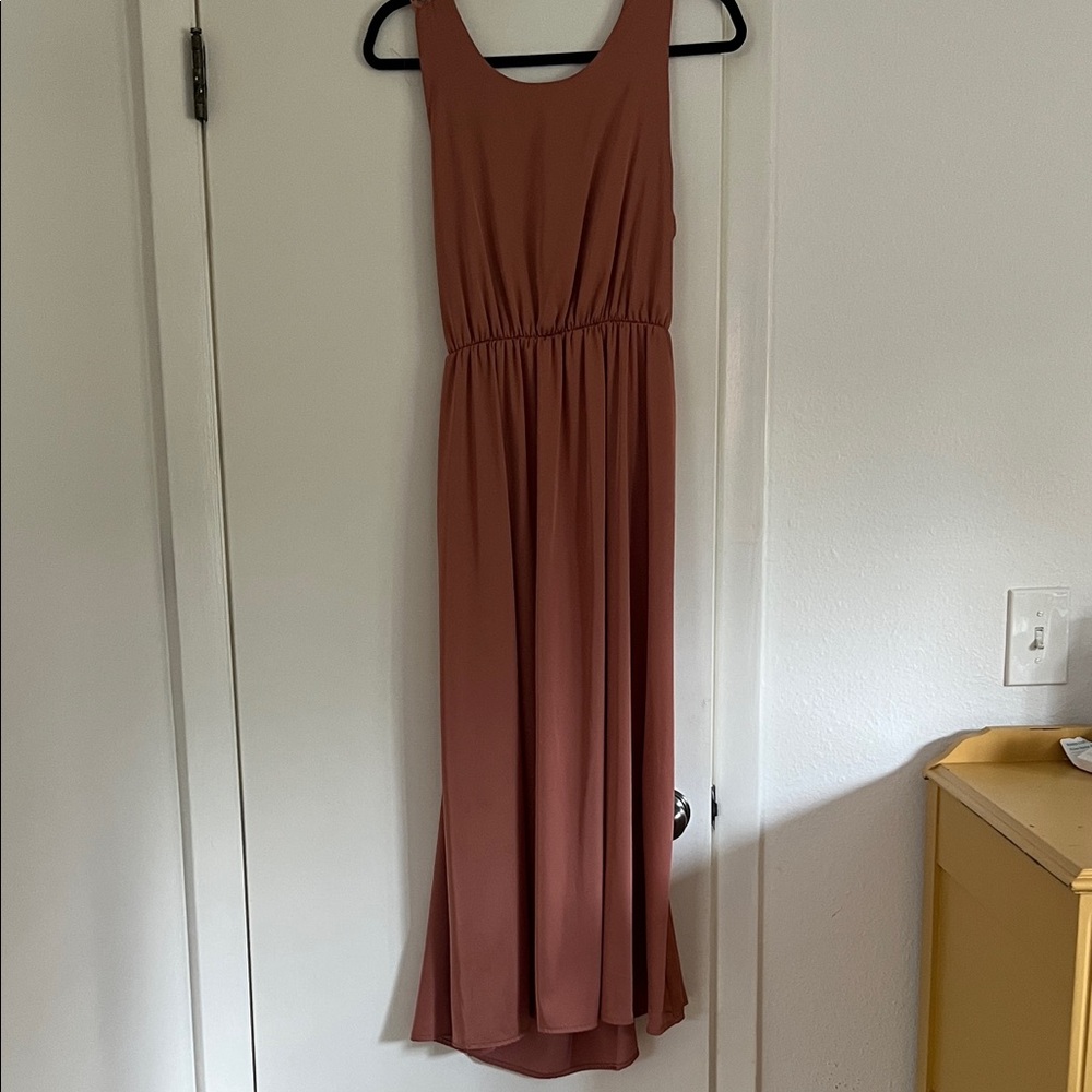 Elegant Sleeveless Rose Dress